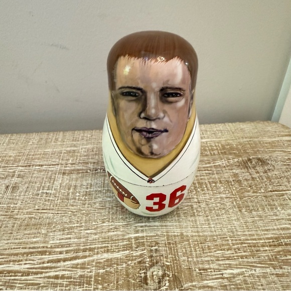 Ohio State Buckeyes Chris Spielman Red and White Nesting Dolls, Set of 3 - Picture 11 of 11